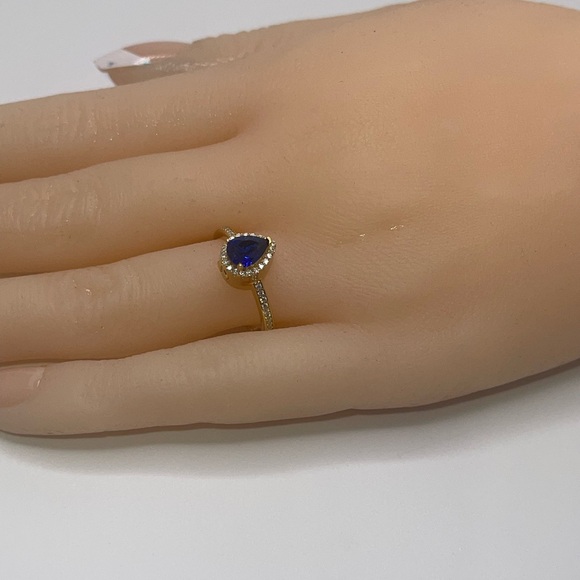 GRA Certifed Diamond Urn Ring, custom made urn keepsake ring for ashes, teardrop - Picture 5 of 5